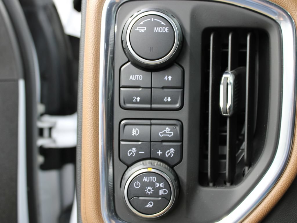 Used 2023 Chevrolet Silverado 2500 High Country AWD/4WD image 60