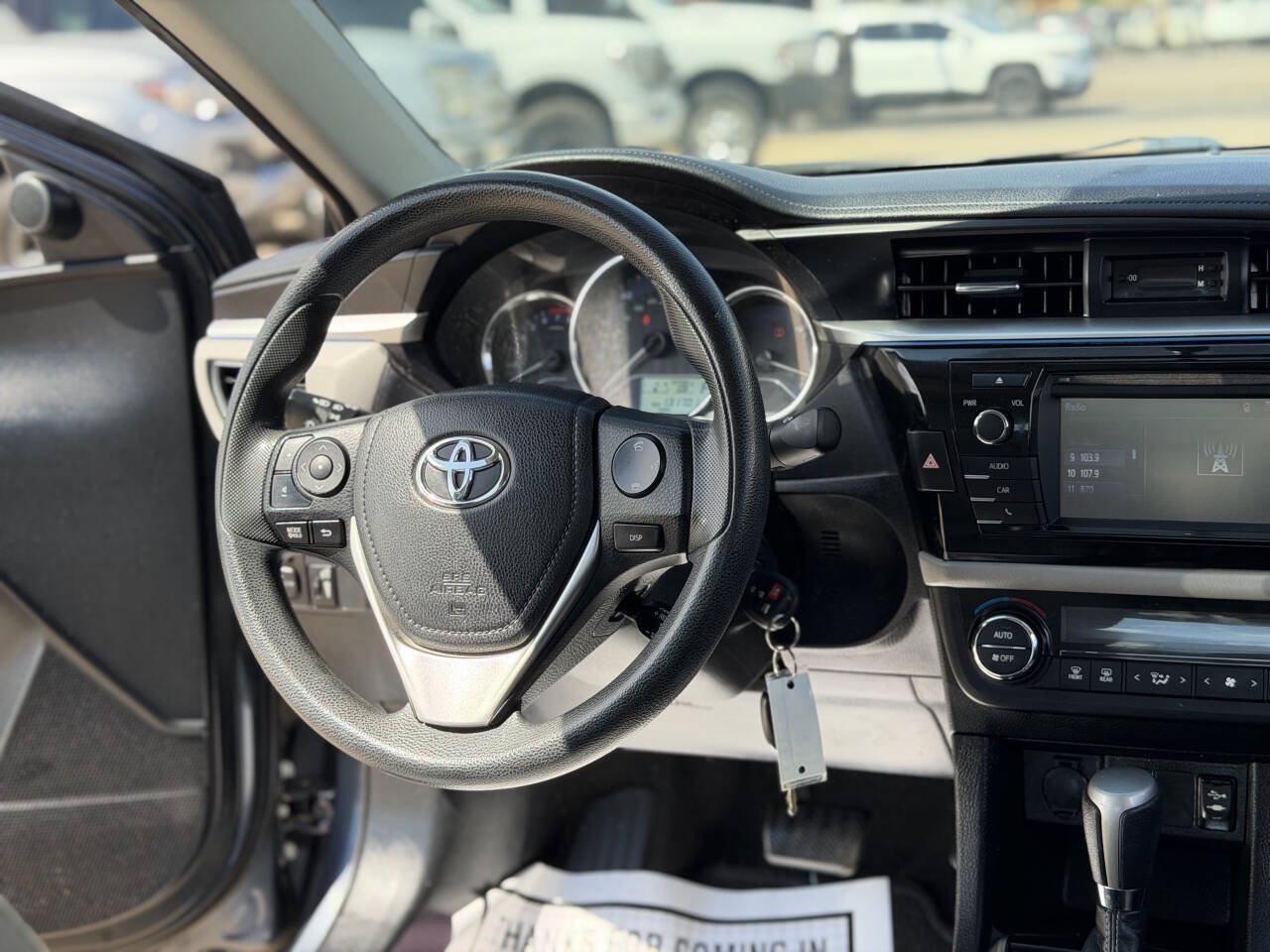 Used 2016 Toyota Corolla LE FWD image 15