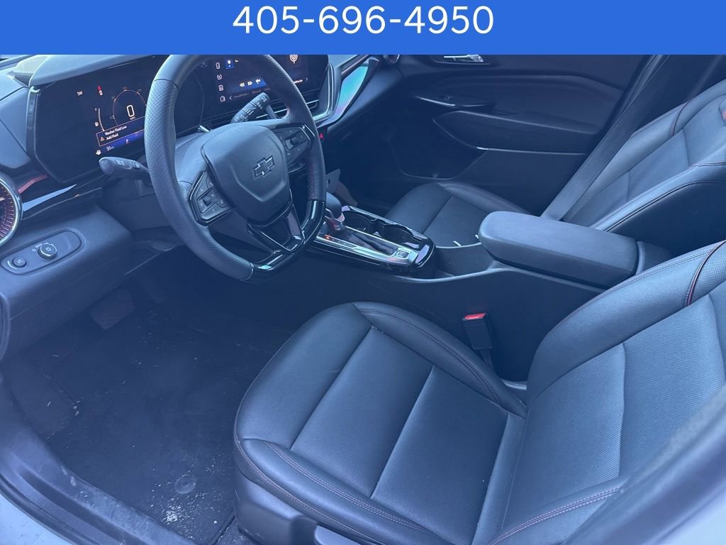 Used 2025 Chevrolet Trax RS w/ Driver Confidence Package image 12