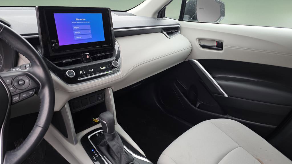 Used 2023 Toyota Corolla Cross LE image 21