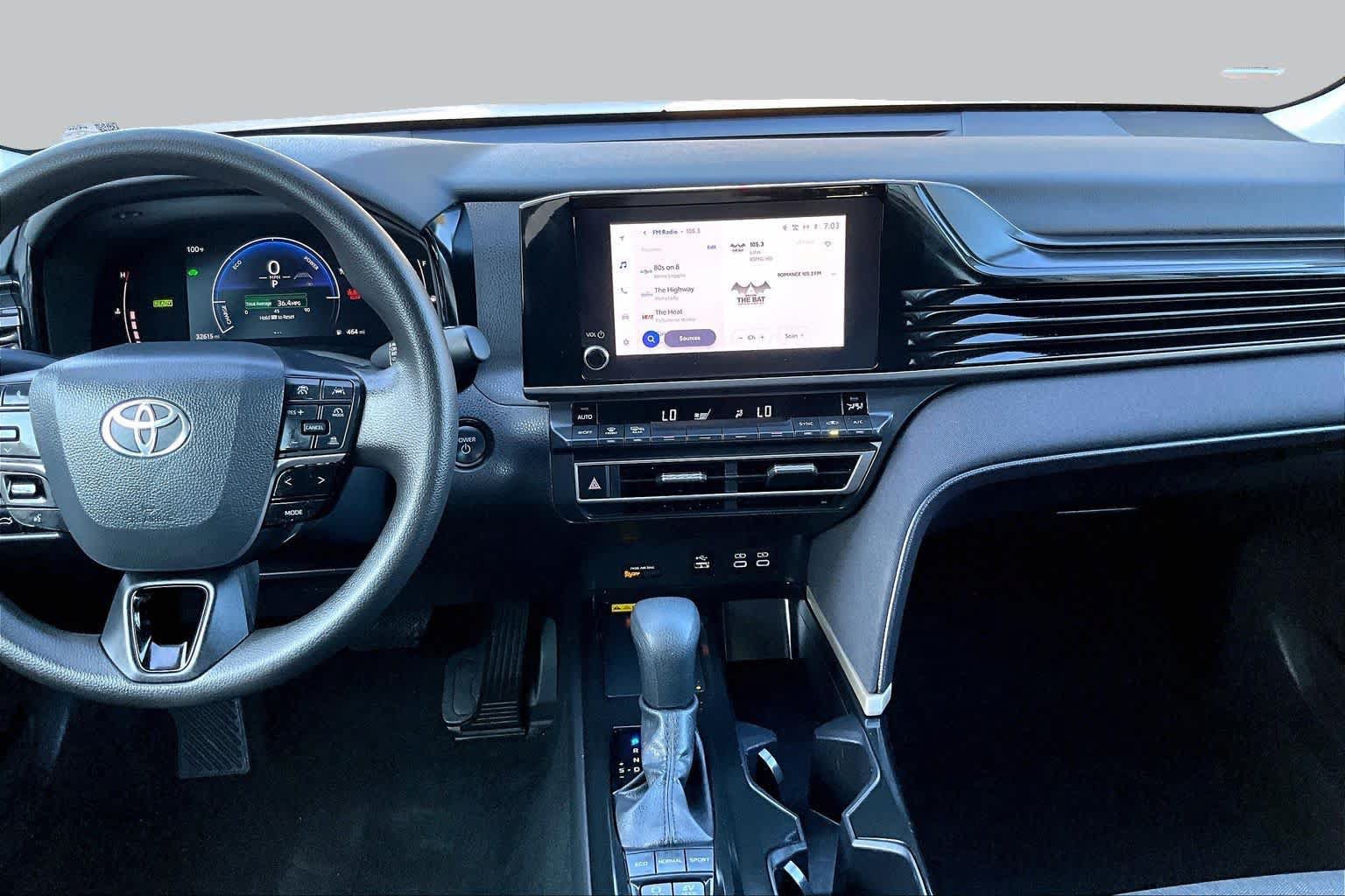 Used 2025 Toyota Camry LE FWD image 7