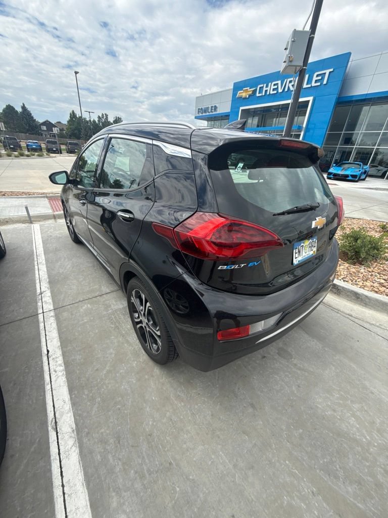 Used 2020 Chevrolet Bolt Premier w/ Infotainment Package FWD image 7