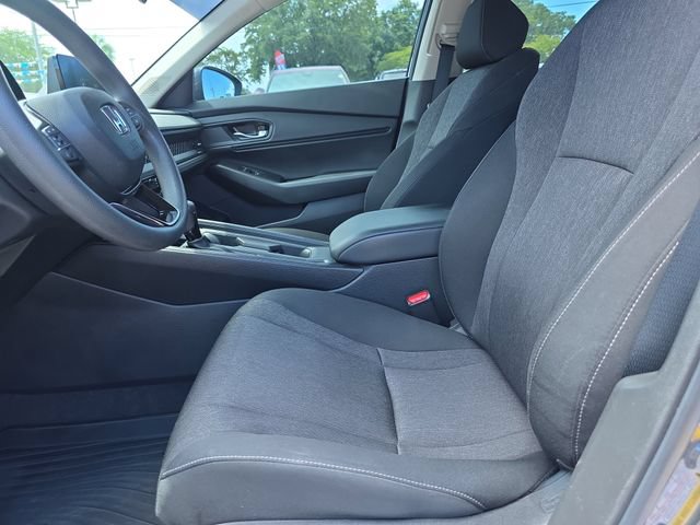 Used 2023 Honda Accord EX image 11