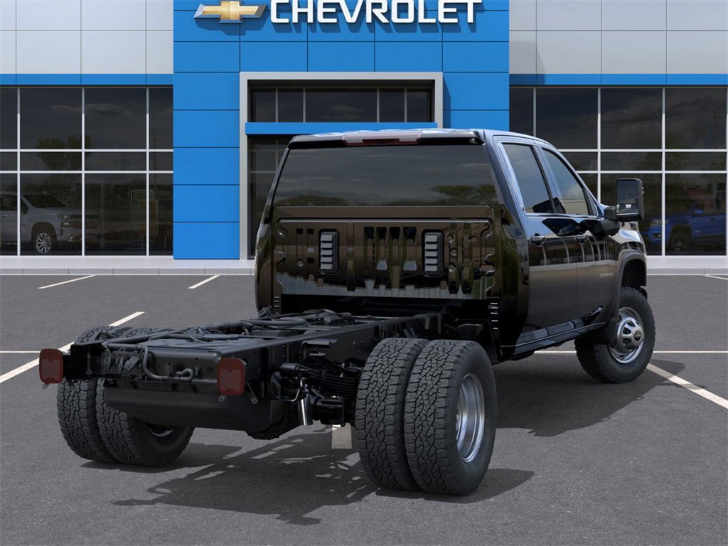 New 2025 Chevrolet Silverado 3500 W/T image 34