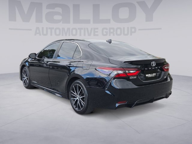Used 2024 Toyota Camry SE FWD image 3