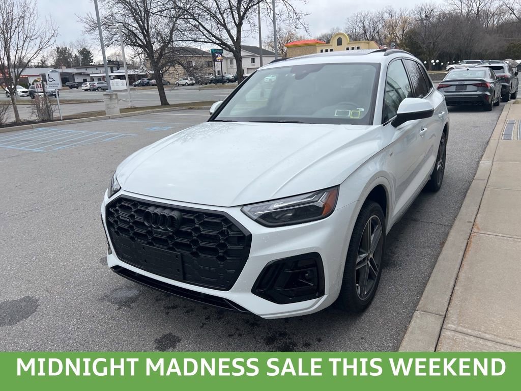 Used 2024 Audi Q5 e Premium Plus w/ Premium Plus Package image 35