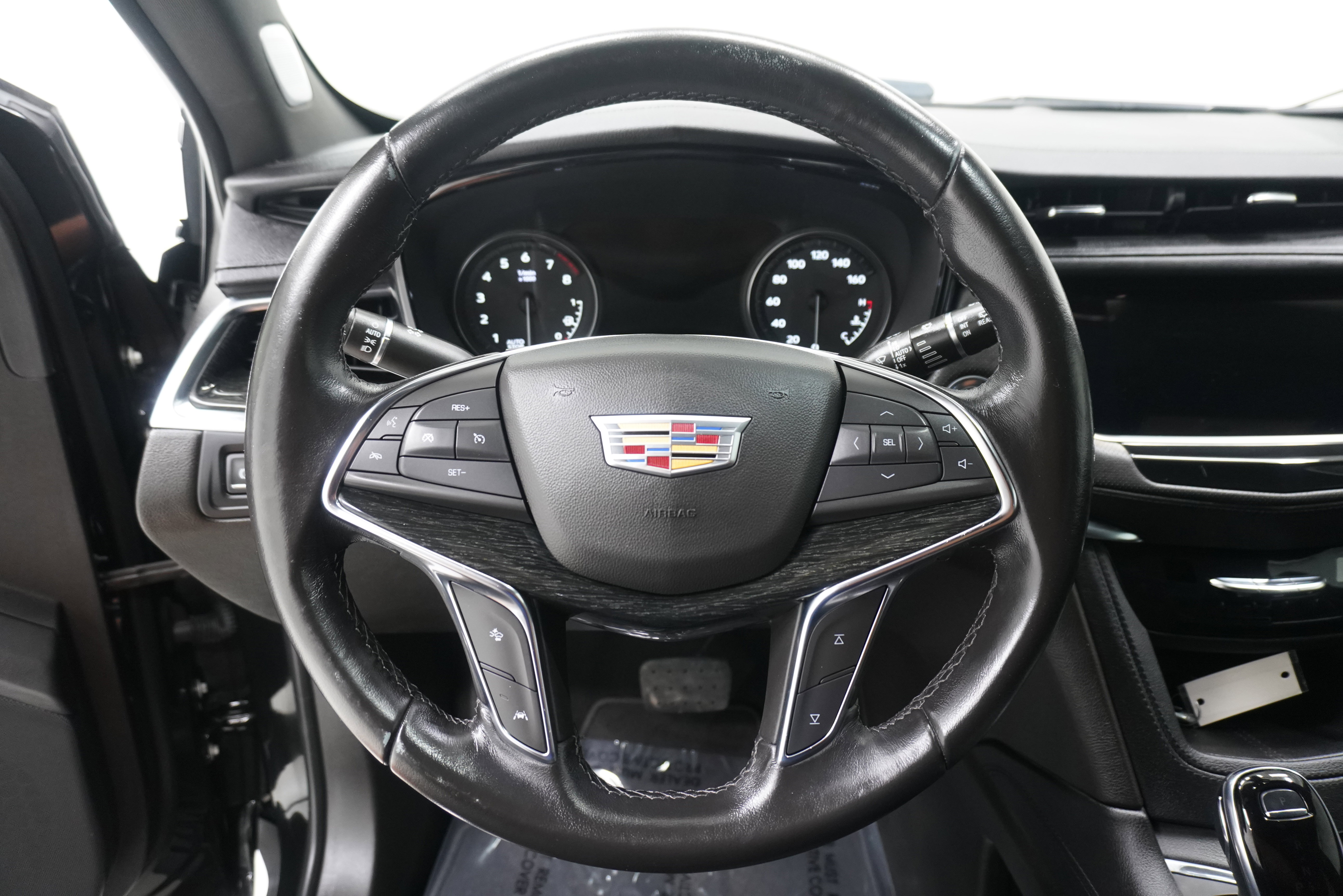 Used 2022 Cadillac XT5 Premium Luxury w/ Technology Package FWD image 17