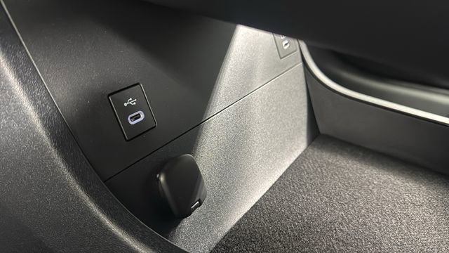 New 2026 Subaru Solterra Premium image 29