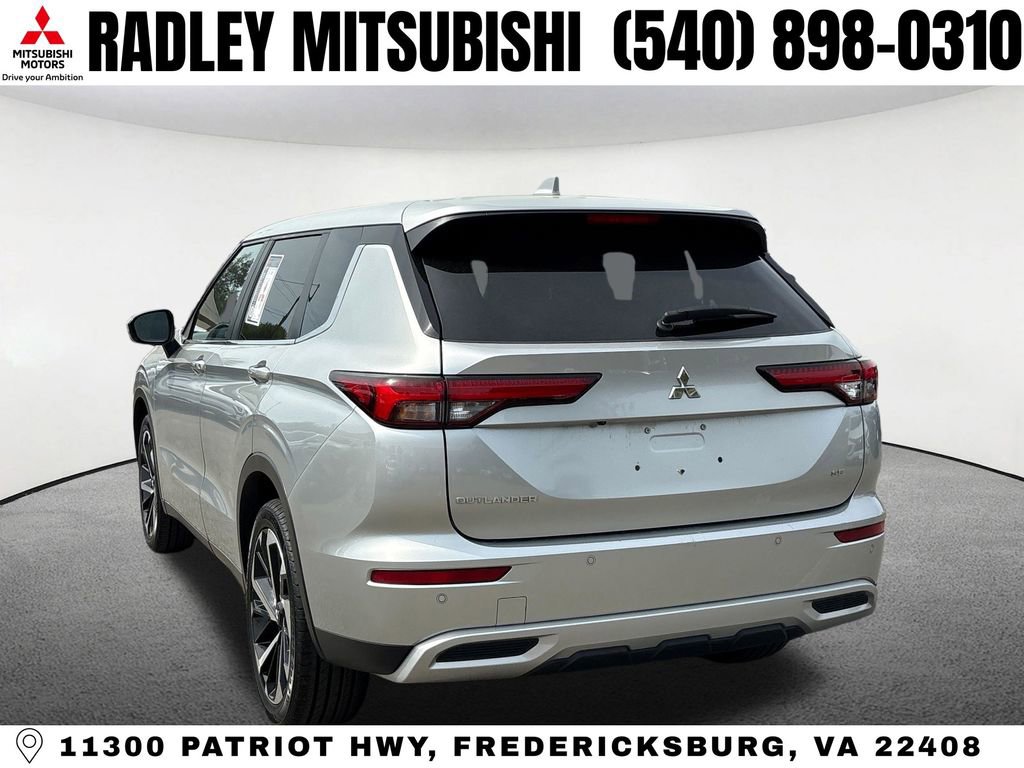 Used 2024 Mitsubishi Outlander SE FWD image 18