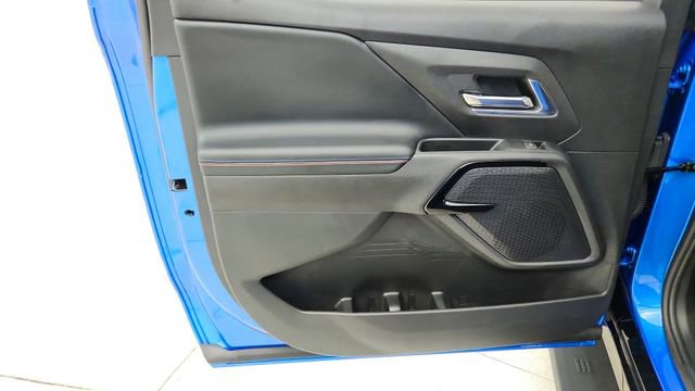 Used 2025 Chevrolet Silverado EV RST image 35