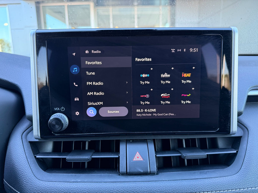 Used 2023 Toyota RAV4 LE image 29