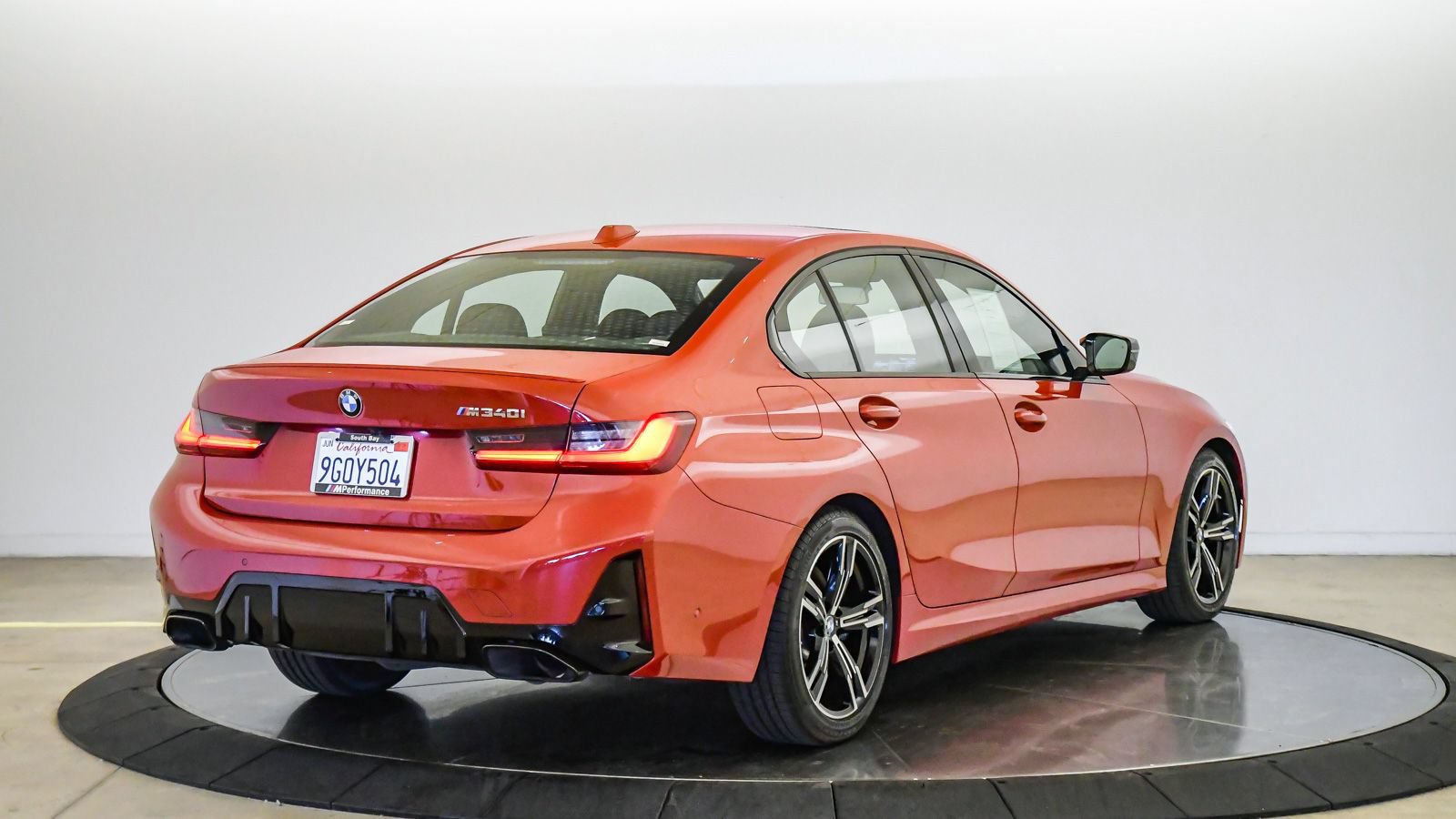 Certified 2023 BMW M340i RWD image 5