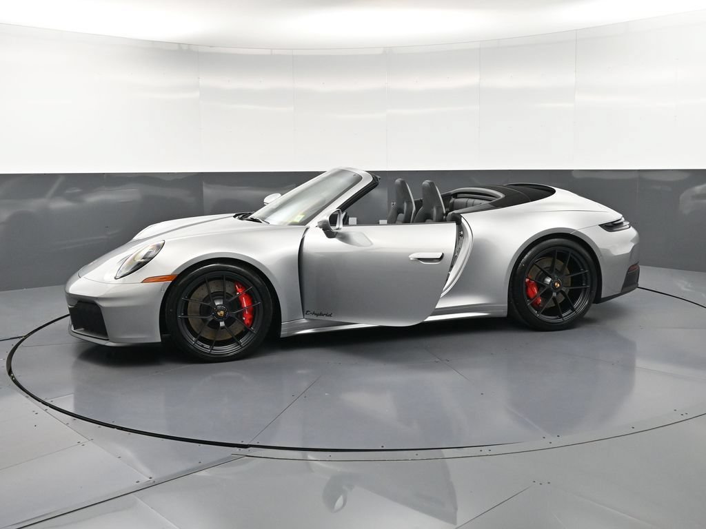 New 2026 Porsche 911 Carrera 4 GTS AWD/4WD image 37