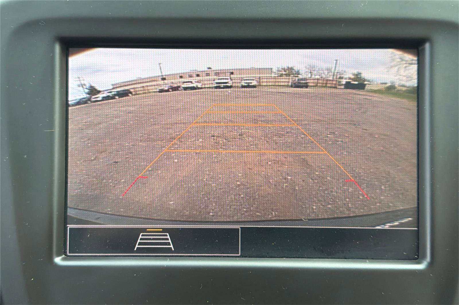 Used 2022 Chevrolet Equinox RS FWD image 32