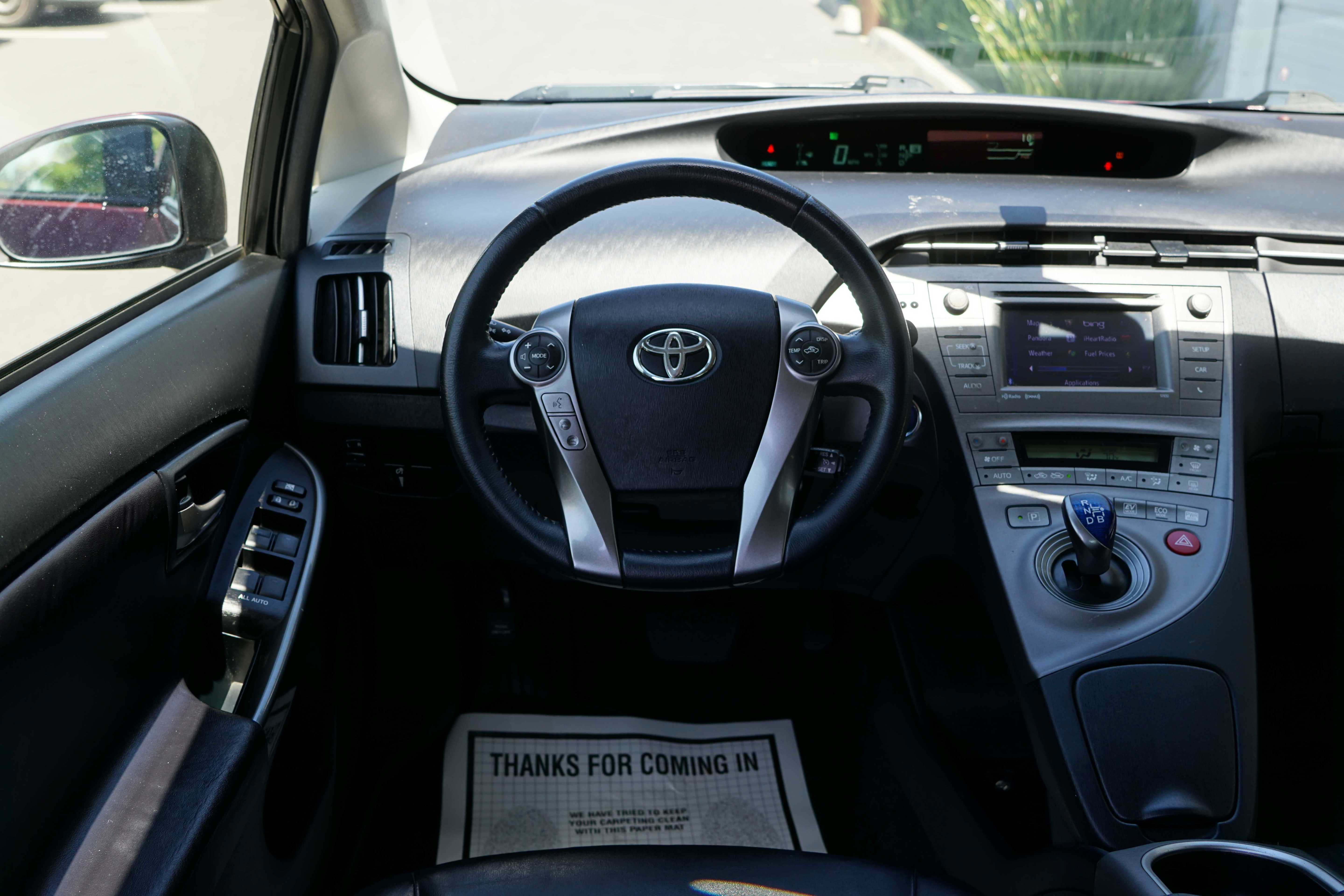 Used 2013 Toyota Prius Persona Series FWD image 38