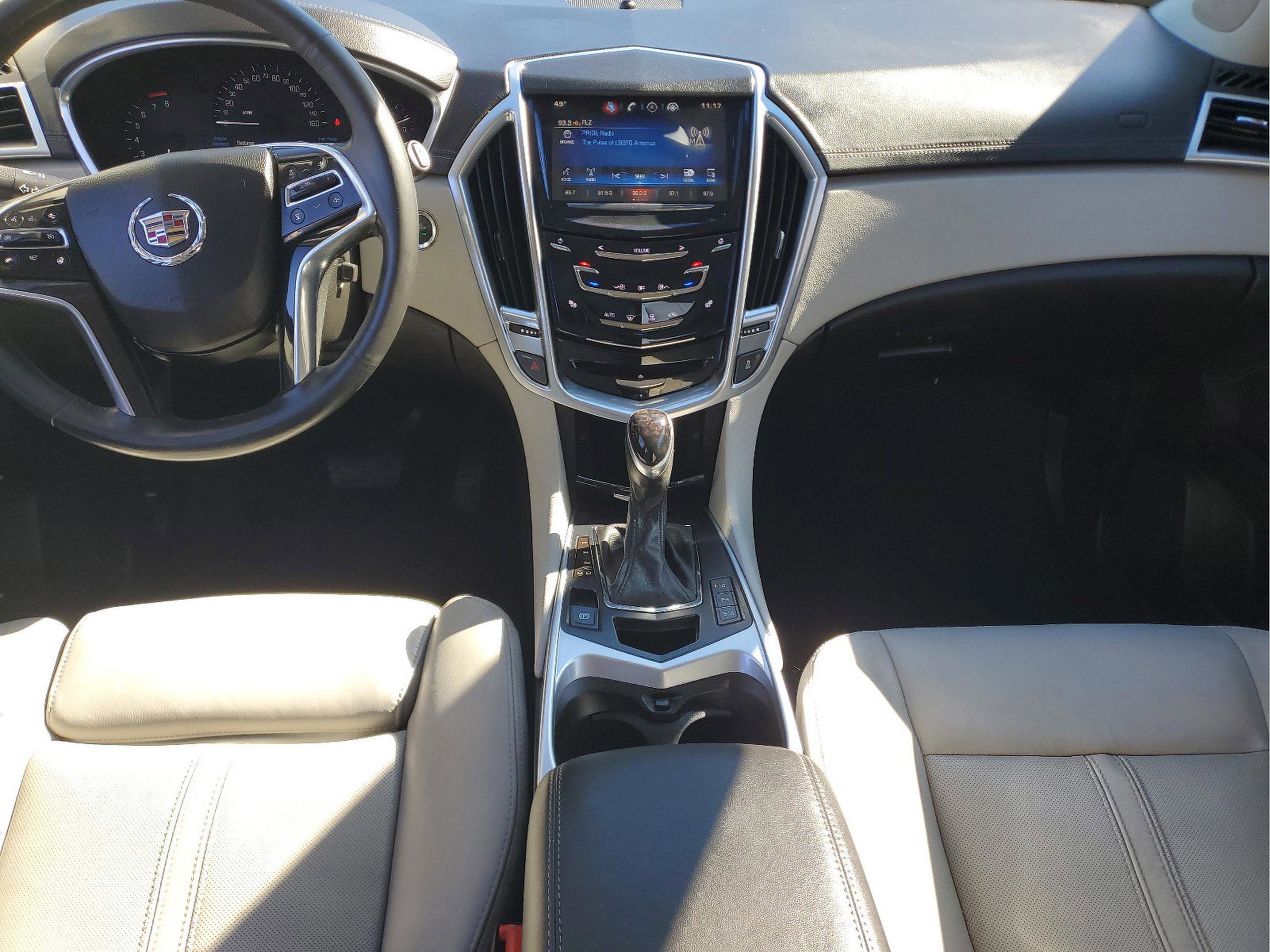 Used 2016 Cadillac SRX Performance w/ Driver Awareness Package image 11