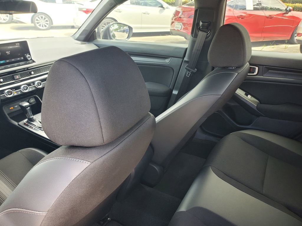 Used 2023 Honda Civic Sport image 10