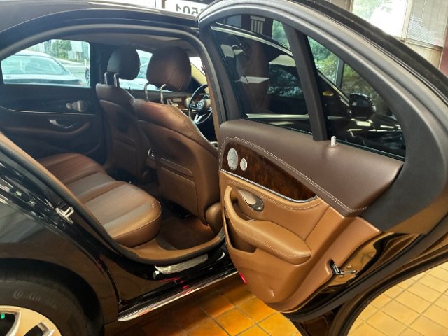 Used 2019 Mercedes-Benz E 300 4MATIC w/ Driver Assistance Package image 36