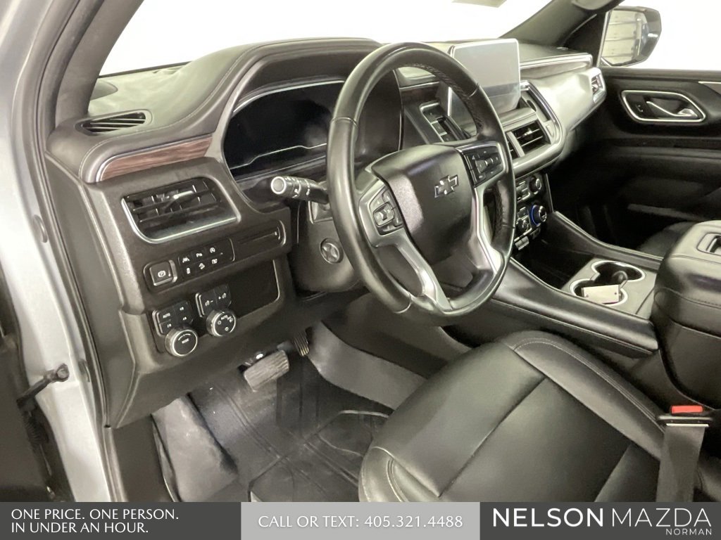 Used 2023 Chevrolet Suburban Z71 w/ Luxury Package image 33