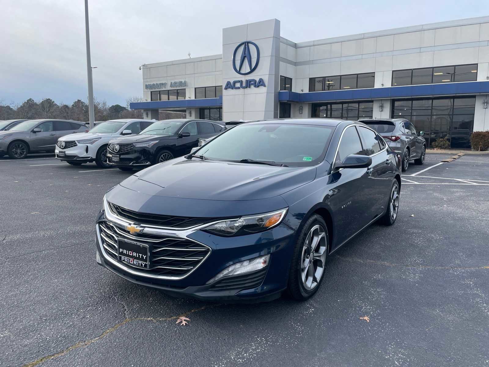 Used 2020 Chevrolet Malibu LT image 1