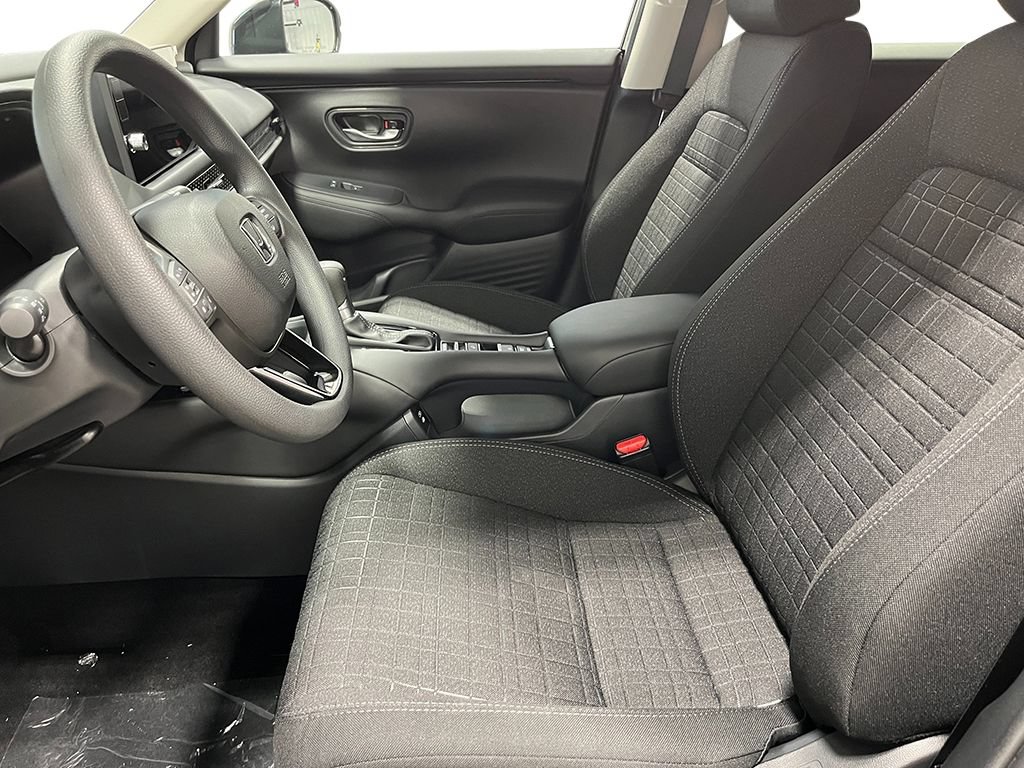 New 2027 Honda HR-V LX image 13