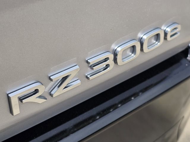 Used 2024 Lexus RZ 300e Premium w/ Accessory Package (Z1) image 8