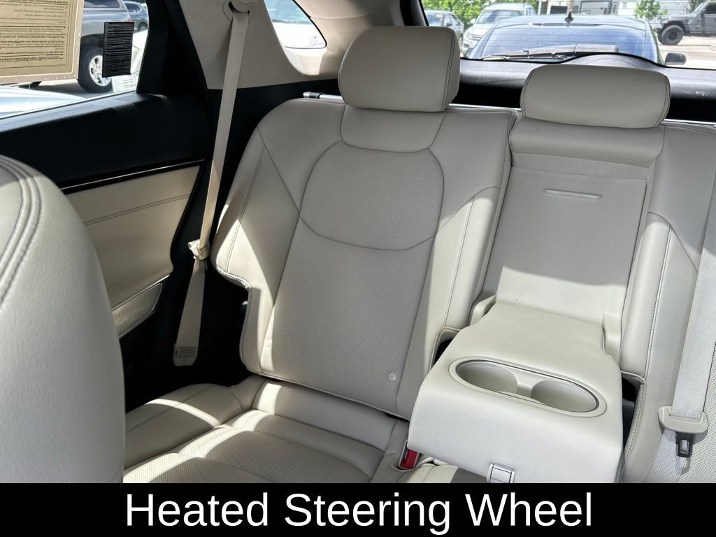 Used 2023 Genesis GV70 2.5T w/ Select Package AWD/4WD image 12