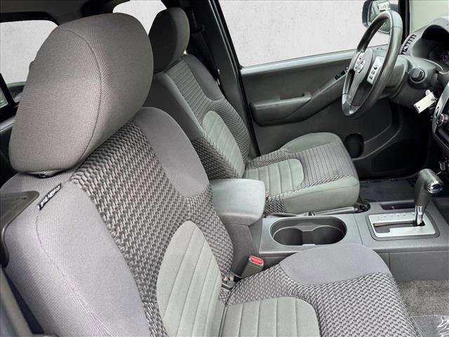 Used 2013 Nissan Frontier SV w/ SV Value Truck Pkg image 18