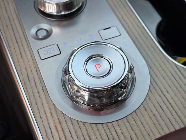 Used 2025 Genesis GV80 3.5T Prestige image 30