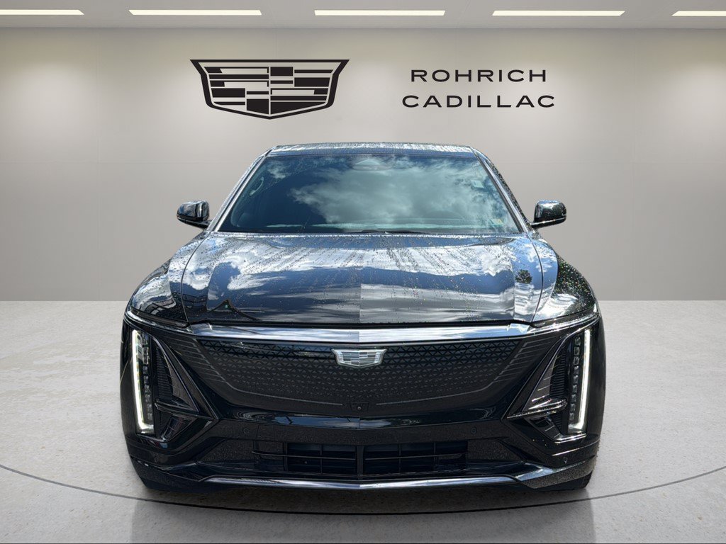 Certified 2024 Cadillac Lyriq Sport AWD/4WD image 2