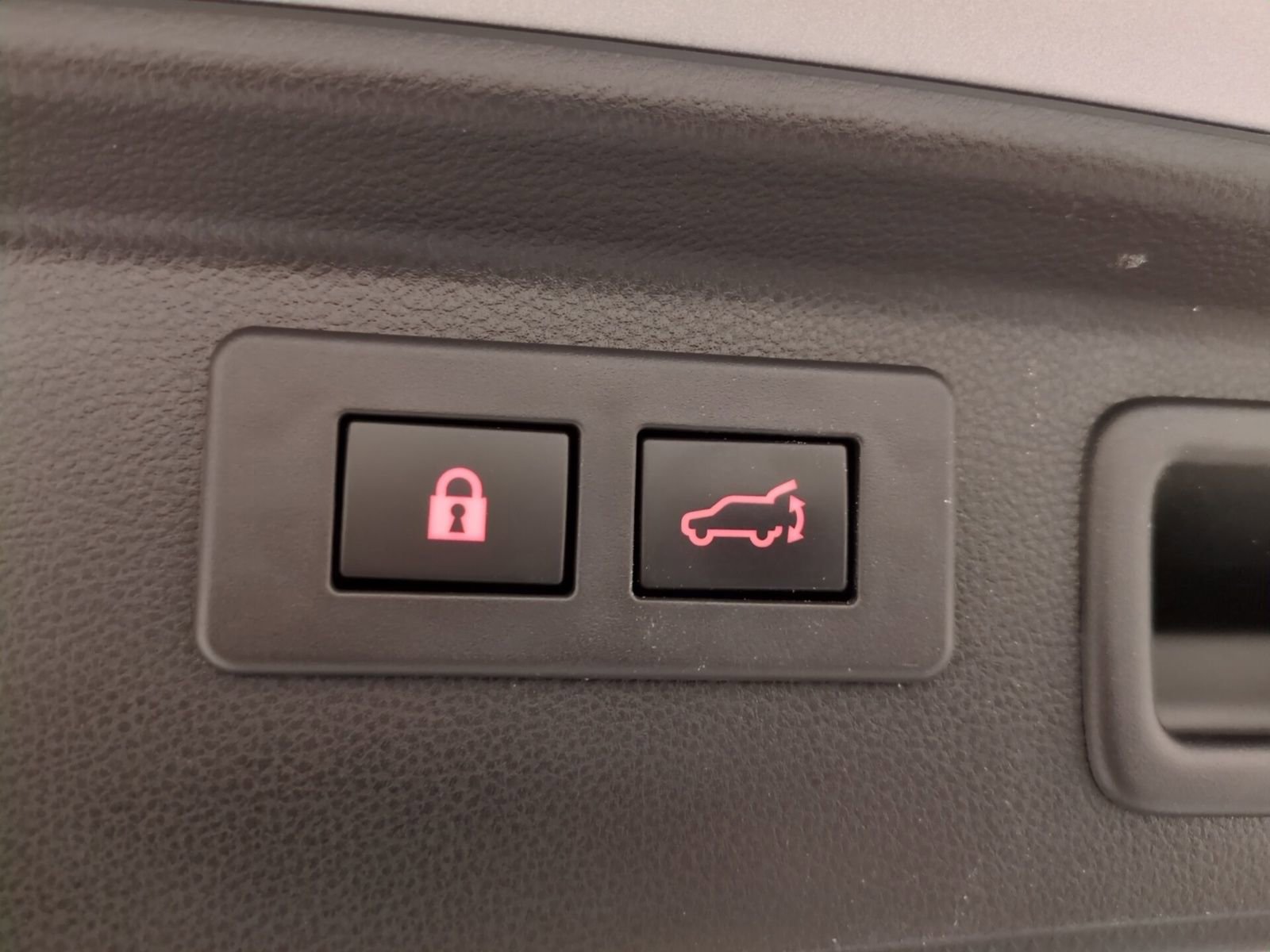 Used 2023 Subaru Forester Premium image 12