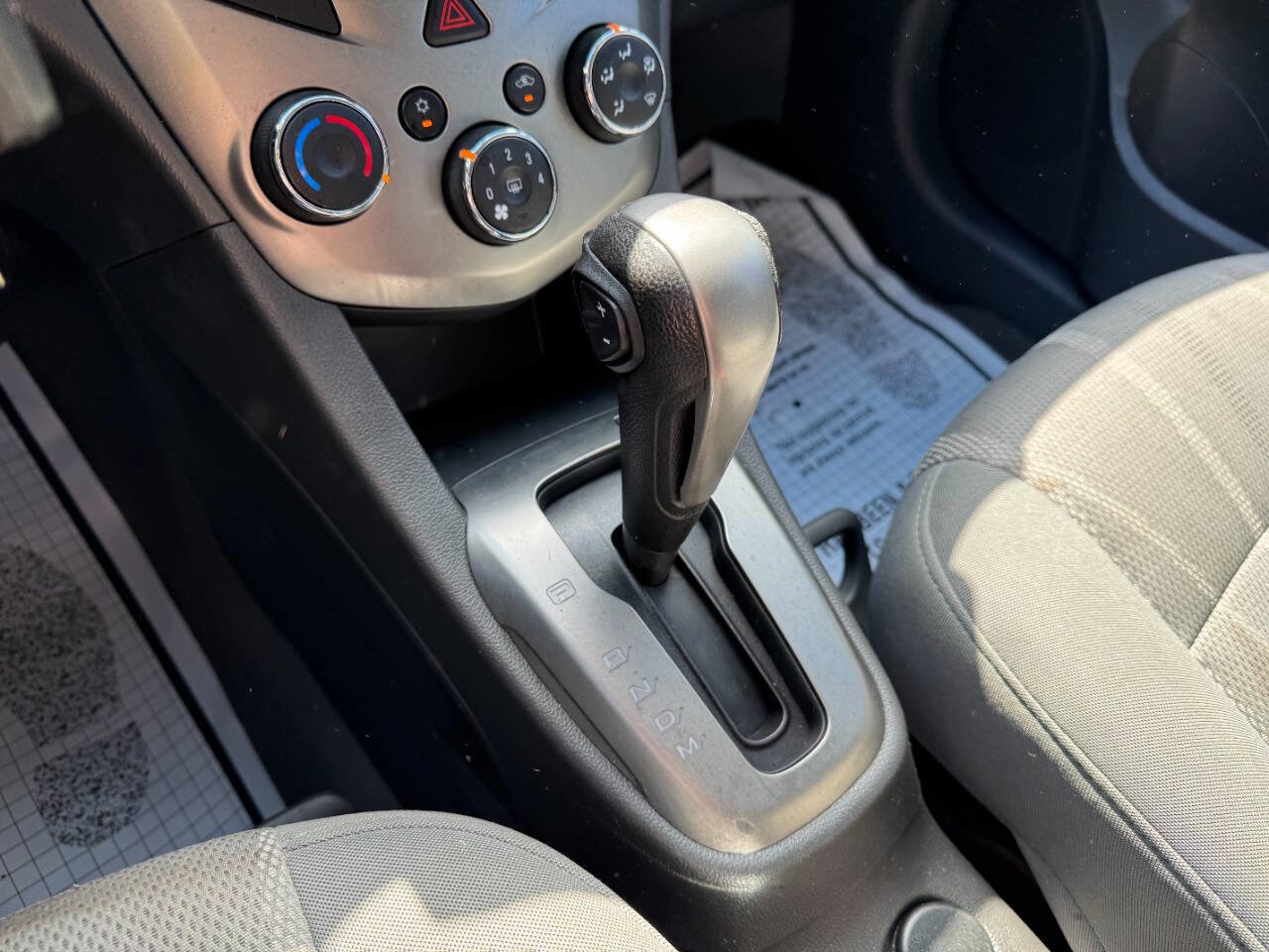 Used 2014 Chevrolet Sonic LT image 20