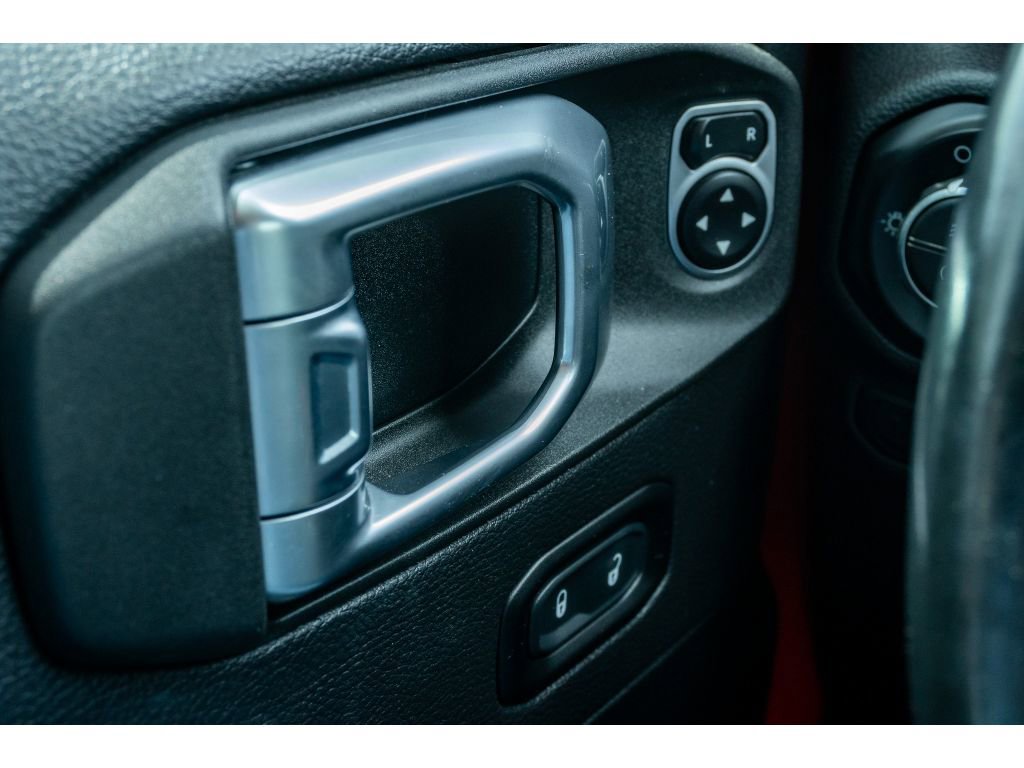 Used 2020 Jeep Gladiator Rubicon image 28