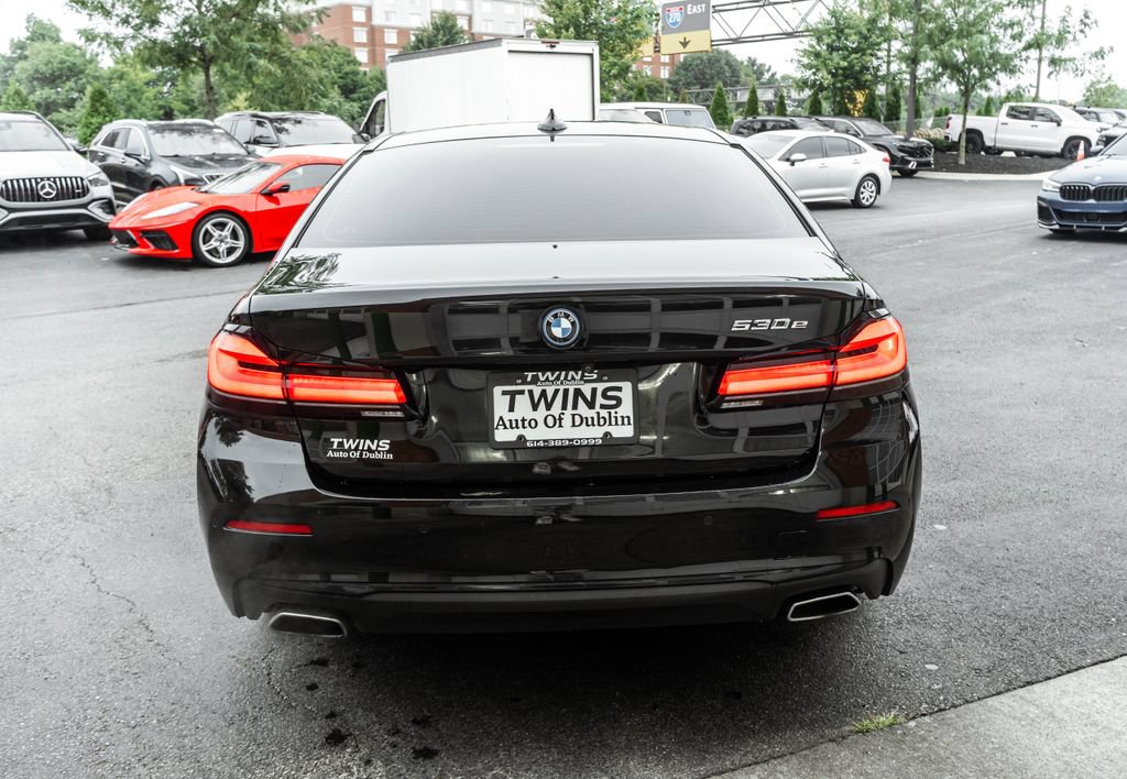 Used 2023 BMW 530e RWD image 38