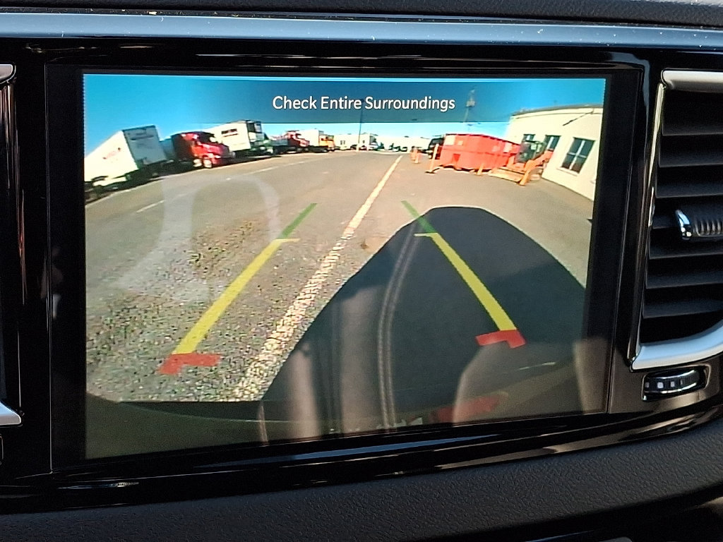 Certified 2026 Chrysler Pacifica Select FWD image 23