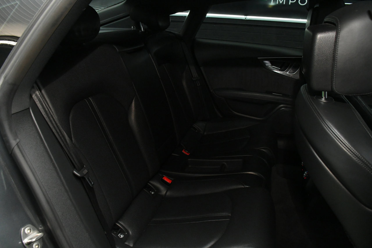 Used 2017 Audi RS 7 Performance w/ Driver Assistance Package image 40