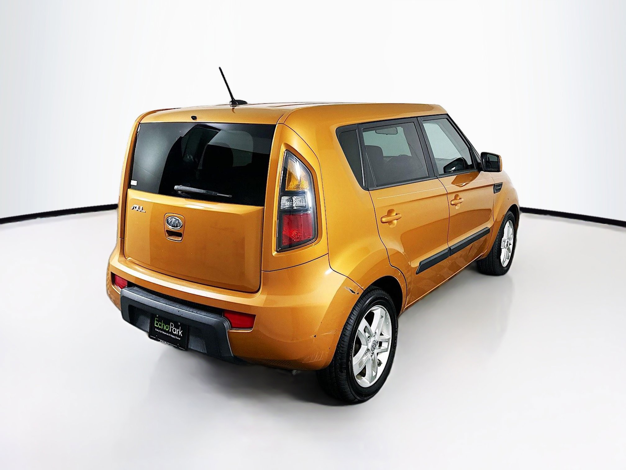 Used 2011 Kia Soul + w/ Audio Pkg image 9