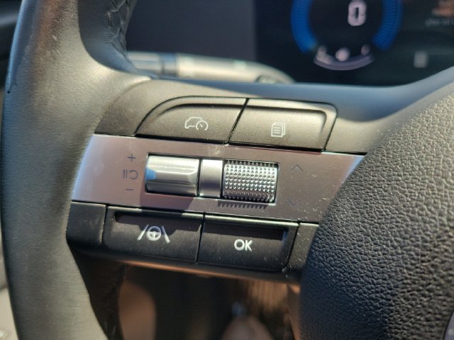 Used 2024 Hyundai Kona SEL FWD image 21
