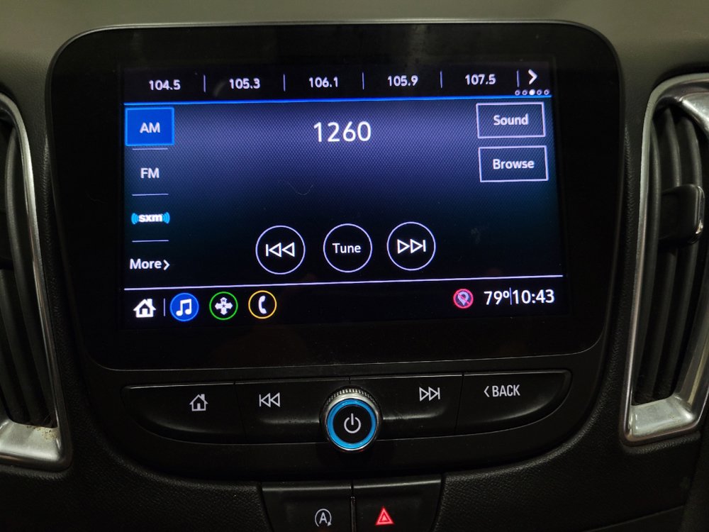 Used 2020 Chevrolet Malibu LT FWD image 25