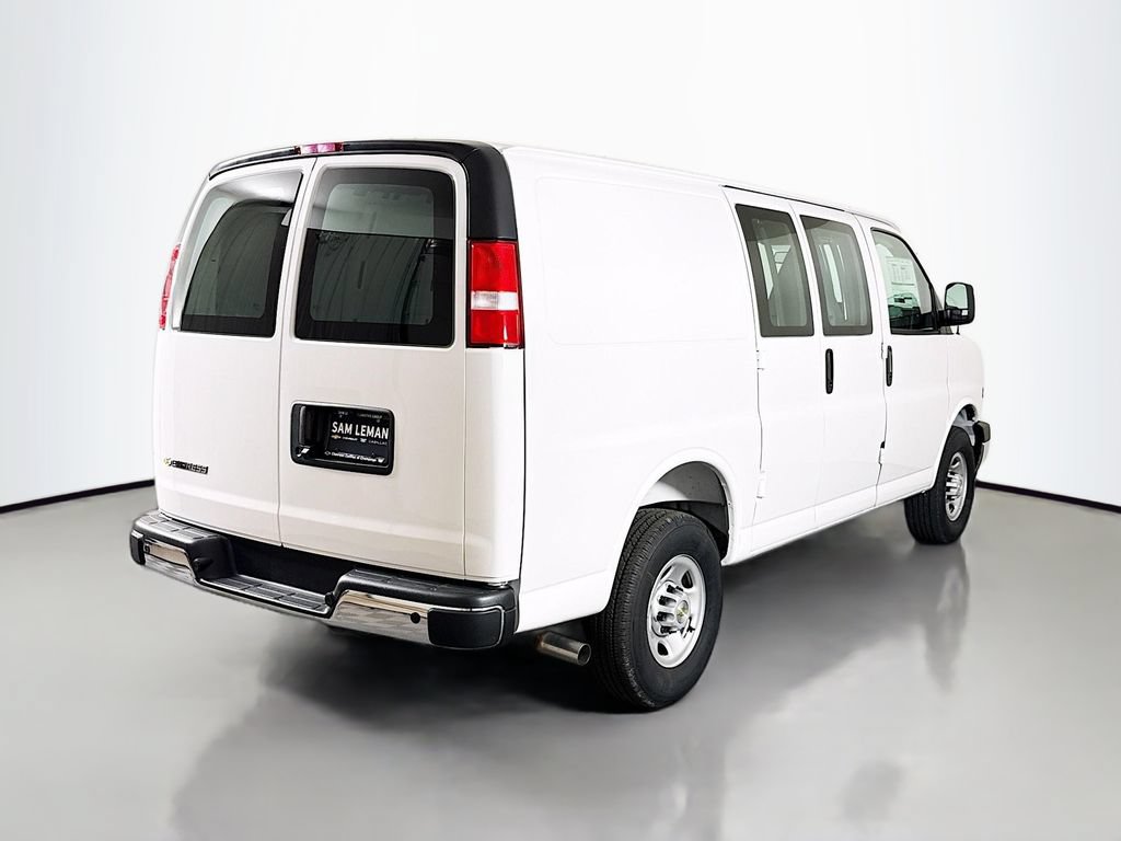 New 2026 Chevrolet Express 2500 w/ Driver Convenience Package RWD image 7