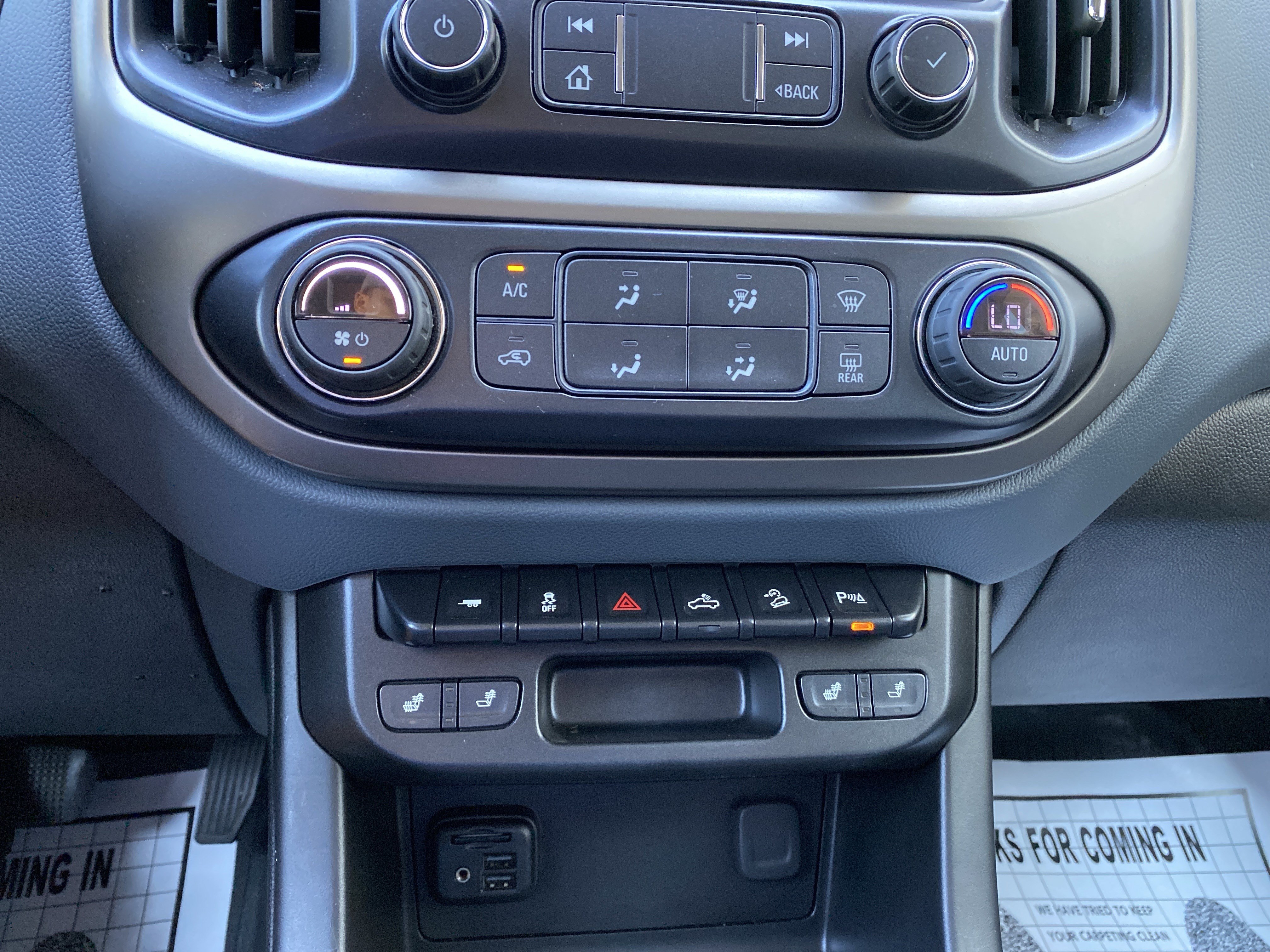 Used 2021 Chevrolet Colorado Z71 AWD/4WD image 27