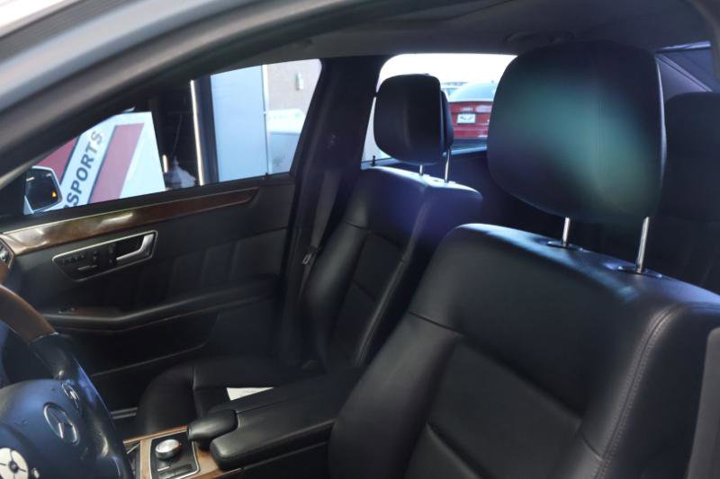 Used 2013 Mercedes-Benz E 350 4MATIC Sedan image 15