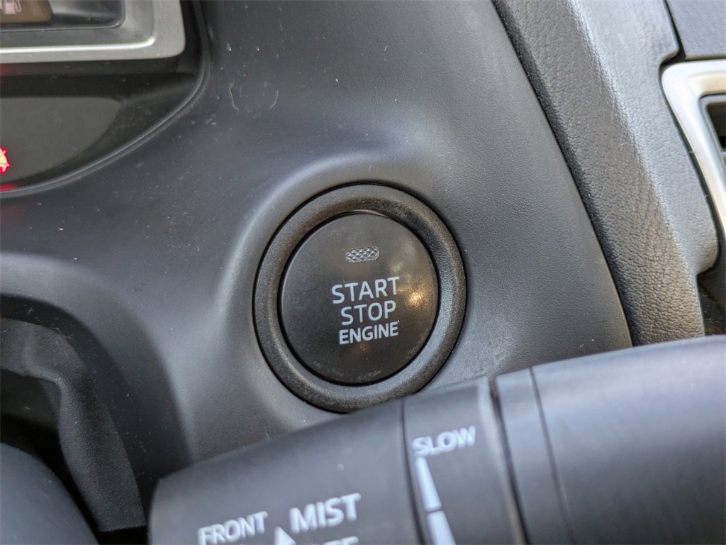 Used 2014 MAZDA MAZDA3 i Touring image 39