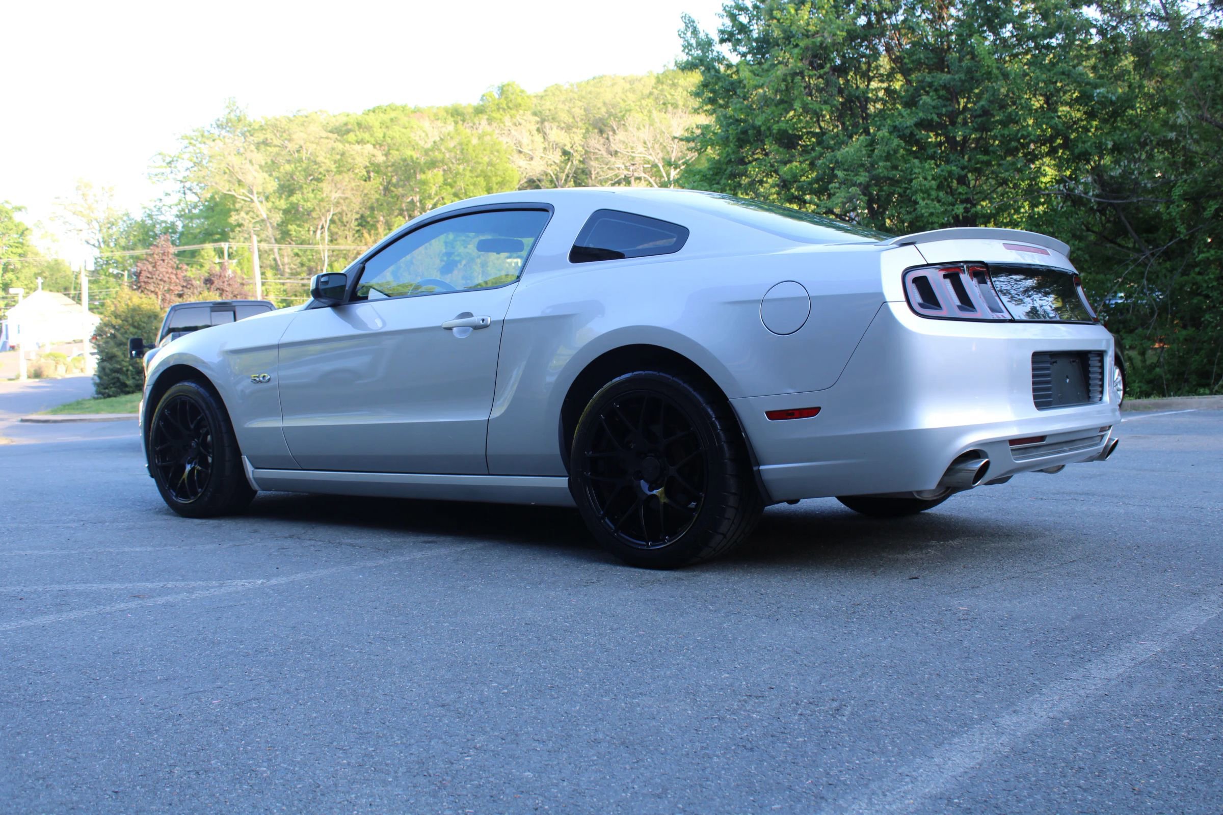 Used 2013 Ford Mustang GT image 4