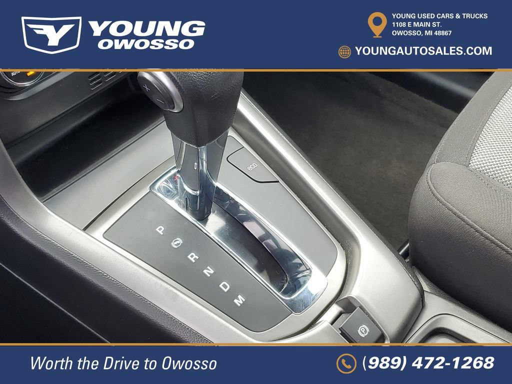 Used 2012 Chevrolet Captiva Sport LT FWD image 16