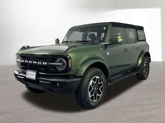 Used 2024 Ford Bronco Outer Banks AWD/4WD image 1