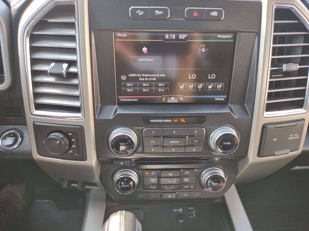Used 2015 Ford F150 Lariat w/ Equipment Group 502A Luxury AWD/4WD image 24