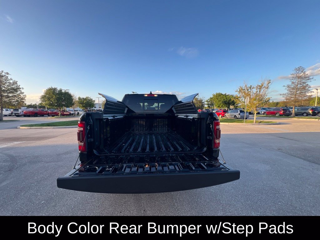Used 2024 RAM 1500 Laramie AWD/4WD image 18