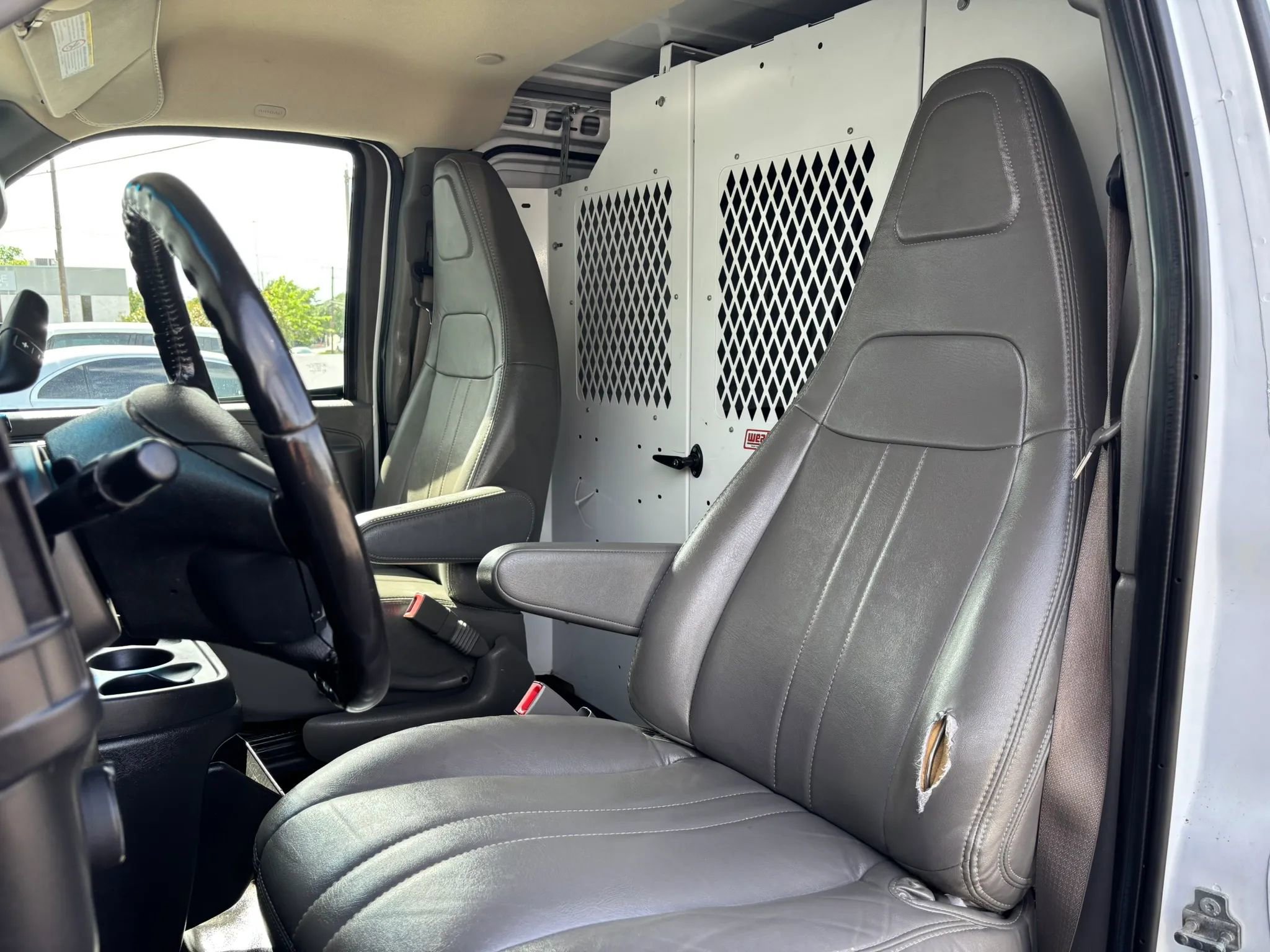 Used 2023 Chevrolet Express 2500 w/ Driver Convenience Package RWD image 21