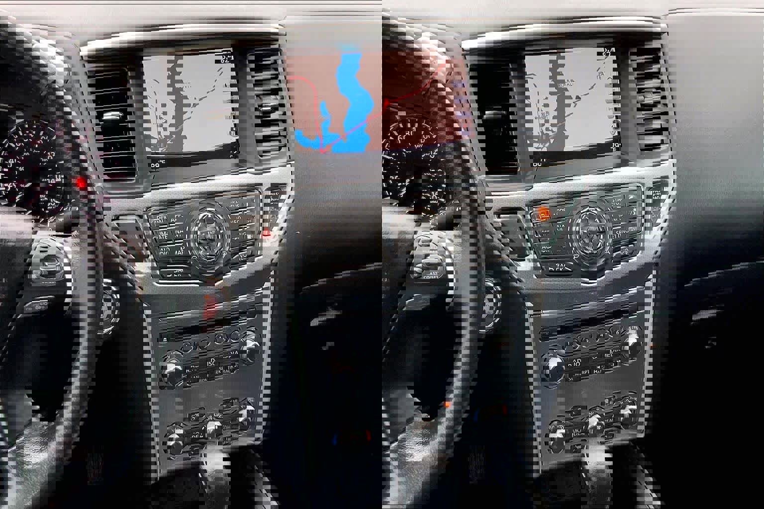 Used 2019 Nissan Pathfinder SL image 7